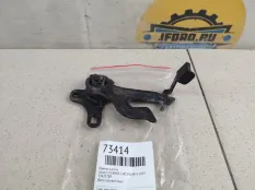 Крючок капота Volvo V70 2009 31425789 BW69