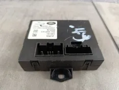 Блок управления крышкой багажника Land Rover Range Rover 4 2015 LR076839 L405