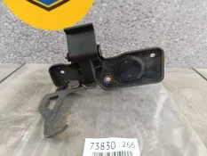 Крючок капота Land Rover Range Rover 4 2015 LR039011 L405