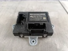 Блок комфорта дверной Land Rover Range Rover 4 2015 LR072196 L405, передний правый