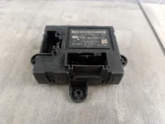 Блок комфорта дверной Land Rover Range Rover 4 2015 LR072197 L405, передний левый