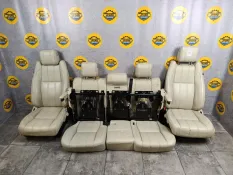 Сиденья комплект Land Rover Range Rover 4 2015 LR038881 L405