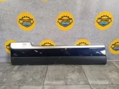 Накладка на дверь Land Rover Range Rover 4 2015 LR048805 L405, передняя левая