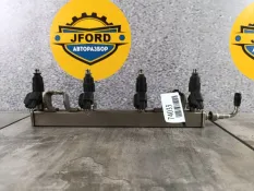 Рампа топливная Ford Galaxy 2006 1356996 CD340 2.0 AOWA