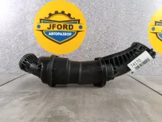 Патрубок на турбину Volvo S60 2014 31441872 Y20 2.0 D D4204T5