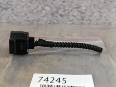Разъем на генератор Ford C-max 2010 1708472 C214 1.6 SHDA