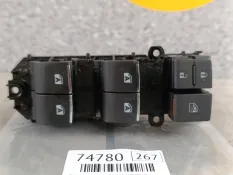 Блок кнопок стеклоподъемников Toyota Vellfire 2018 8404048160 H30