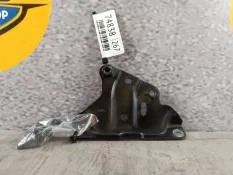 Кронштейн двери Toyota Vellfire 2018 6838258030 H30, задний левый