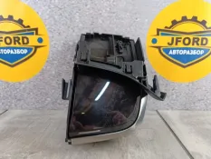 Подстаканник Toyota Vellfire 2018 5561858210C0 H30