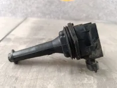 Катушка зажигания Volvo XC90 2008 30713416 C_59 2.5 B5254T2