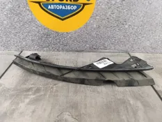 Кронштейн бампера Volvo C30 2012 31323157 MK43, передний правый