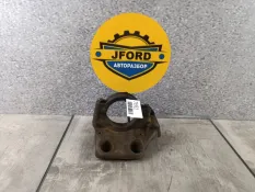 Кронштейн подвесного подшипника Volvo S80 2007 30735462 AS60 4.4 B8444S