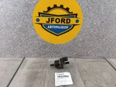 Клапан паров топлива Ford Focus 3 2013 1751485 CB8 1.6 PNDA