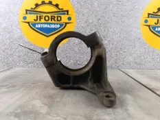 Кронштейн подвесного подшипника Volvo XC70 2002 9143465 SZ59 2.4 B5244T3