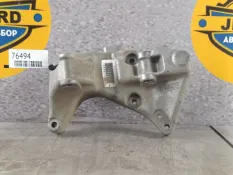 Кронштейн генератора Volvo XC40 2021 31670108 2.0 B4204T18