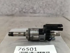 Форсунка топливная Volvo XC40 2021 32140134 2.0 B4204T18