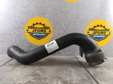 Патрубок воздушного фильтра Volvo V40 2015 31319775 MV 2.0 B5204T9