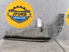 Брызговик переднего бампера Mitsubishi Pajero 4 2007 6405A078 V98W, правый