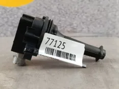 Катушка зажигания Volvo S40 2009 30713417 MS68 2.5 B5254T7
