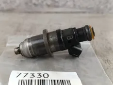 Форсунка топливная Mitsubishi Lancer Cedia 2002 1465A002 CS5W 1.8 4G93