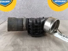 Патрубок интеркулера Volvo V40 2018 31370186 2.0 D D4204T14