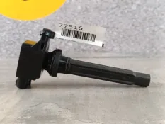 Катушка зажигания Suzuki SX4 2008 3340065J00 YC41 2.0 J20A