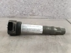 Катушка зажигания Mitsubishi Outlander 2004 MR994643 CU5W 2.4 4G69