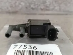 Электромагнитный клапан Suzuki SX4 2010 1811765J00 YC41 2.0 J20A