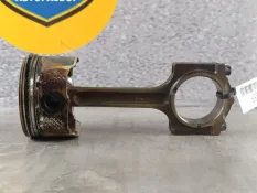 Поршень Ford Focus 2 2008 1360179 CB4 1.8 QQDB
