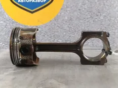 Поршень Ford Focus 2 2008 1360179 CB4 1.8 QQDB