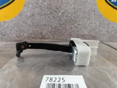 Ограничитель двери Toyota Land Cruiser Prado 2020 6862060140 J150, передний левый
