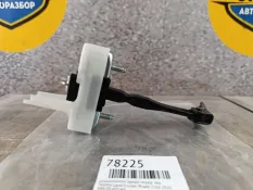 Ограничитель двери Toyota Land Cruiser Prado 2020 6862060140 J150, передний левый