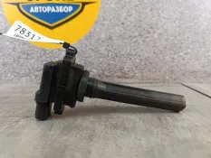 Катушка зажигания Suzuki Grand Vitara 2004 3341077E21 TL52 2.0 J20A