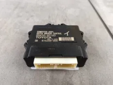 Блок комфорта дверной Toyota Land Cruiser Prado 2020 8943060150 J150, передний