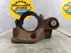 Кронштейн подвесного подшипника Volvo XC60 2016 30787842 DZ97 2.4 D D5244T20