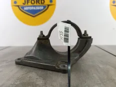 Кронштейн подвесного подшипника Ford Focus 3 2014 1742262 CB8 2.0 MGDA
