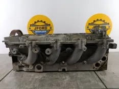 Головка блока цилиндров Ford Focus 3 2011 1683822 CB8 2.0 D TXDB