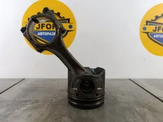 Поршень Ford Focus 3 2011 1886348 CB8 2.0 D TXDB