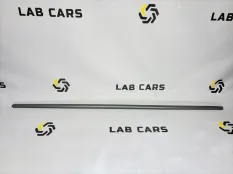 Молдинг двери передний правый BMW x5 E70