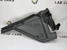 Решетка под лобовое стекло левая BMW x5 E70 M57TU2