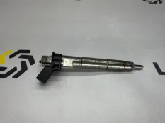 Форсунка топливная BMW X6 E71 N57 N57D30B 40D 2011