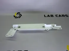 Кронштейн левый Land Rover Range Rover L405 3.0L