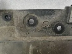 Брызговик Audi a6 C6 AUK 3.2 FSI 2005