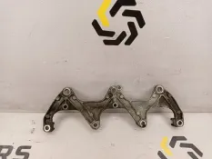 Кронштейн впускного коллектора Audi a5 8T CALA 3.2