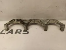 Кронштейн впускного коллектора Audi a5 8T CALA 3.2