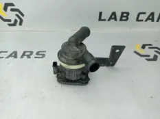 Насос помпа водяная Audi a4 B8 CAGA 2.0 TDI 2009