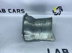 Кожух приводного вала передний правый Audi a6 C6