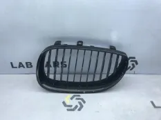 Решетка радиатора левая BMW 5 E60