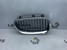 Решетка радиатора правая BMW 5 E60