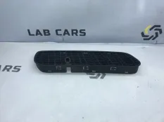 Решетка вентиляционная передняя правая BMW X5 E53
